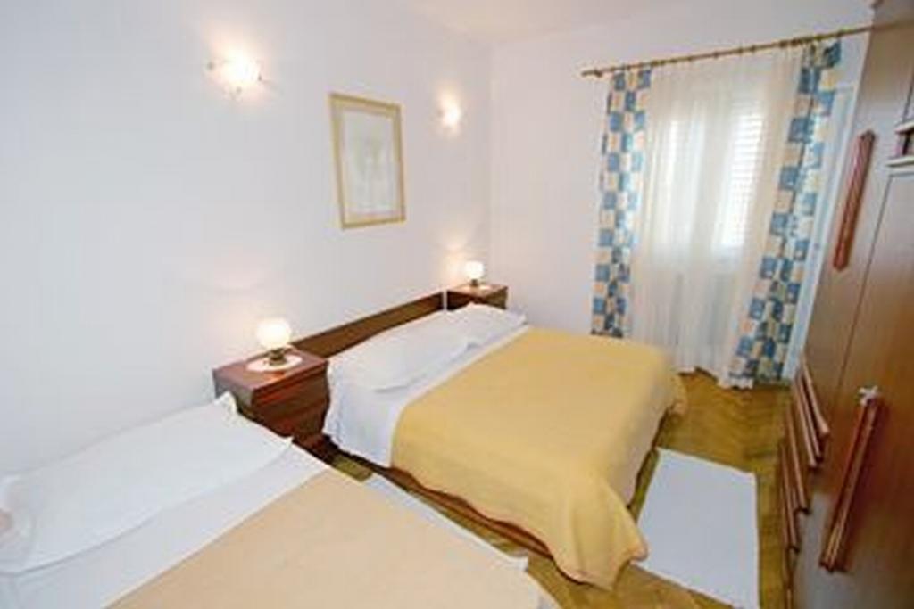 Apartments Toni Two Igrane Ngoại thất bức ảnh