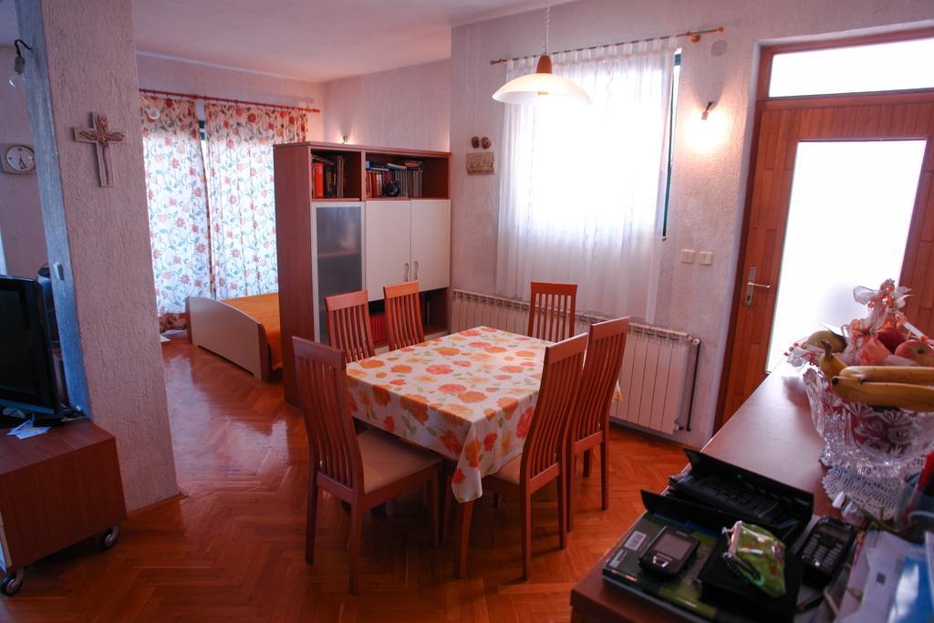 Apartments Toni Two Igrane Ngoại thất bức ảnh