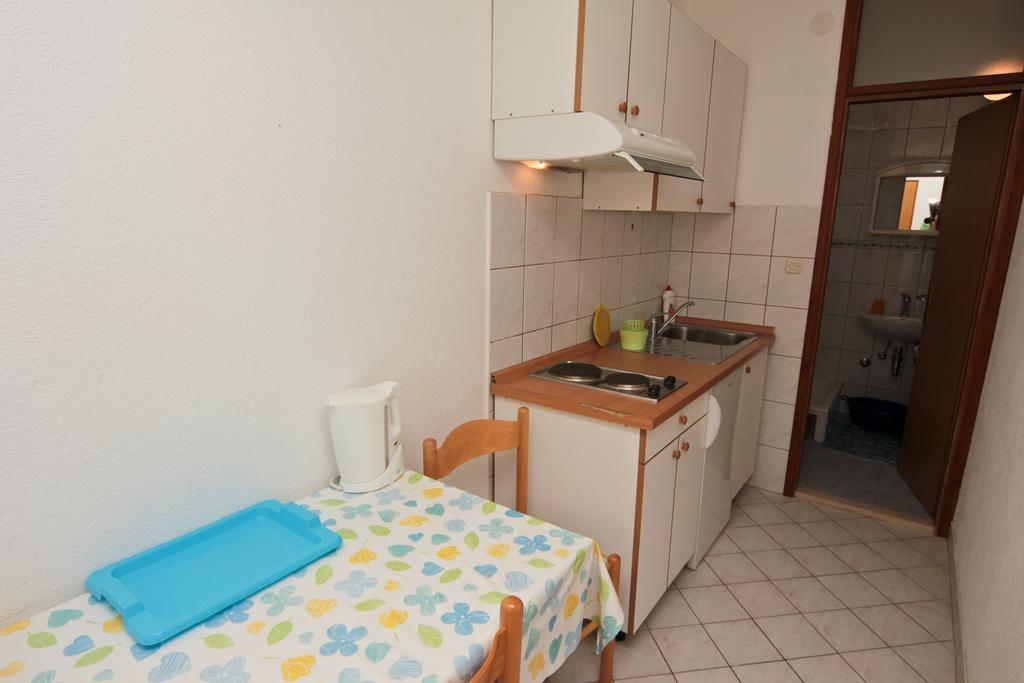 Apartments Toni Two Igrane Ngoại thất bức ảnh