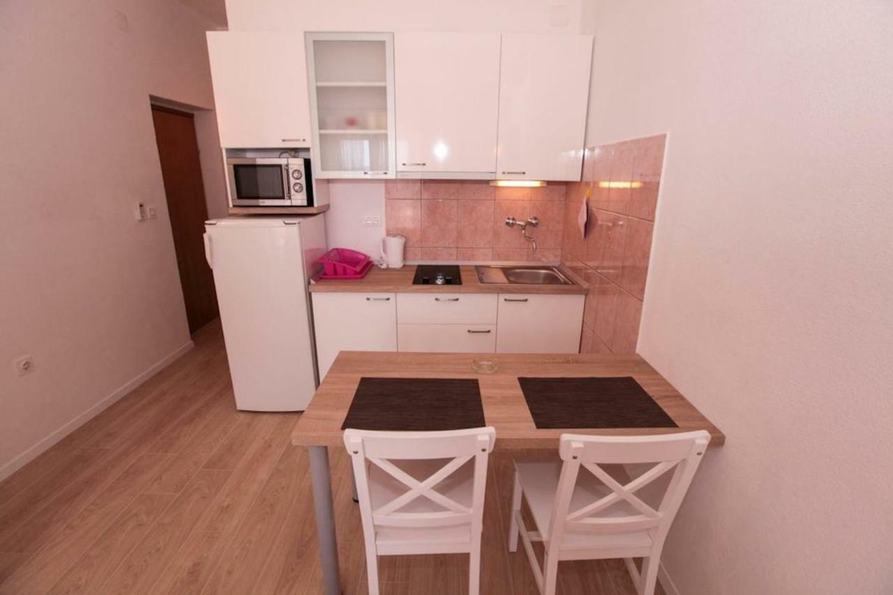 Apartments Toni Two Igrane Ngoại thất bức ảnh